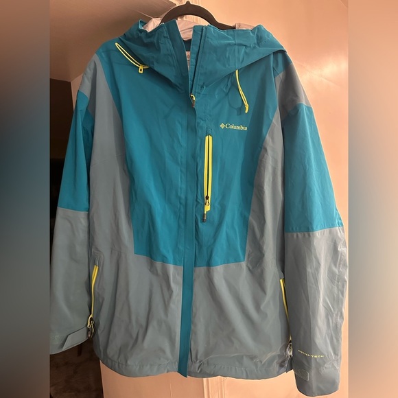Columbia Blue and Gray Jacket - Picture 1 of 9